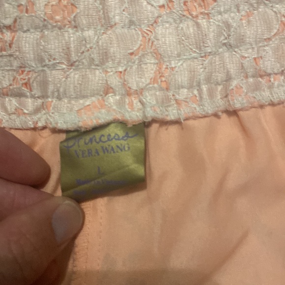 Princess Vera Wang Shorts - Picture 3 of 3